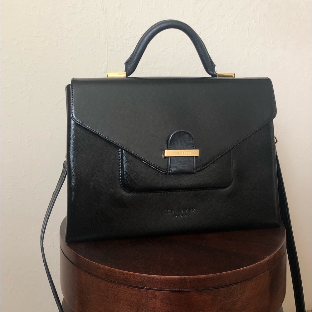 Ted Baker medium crossover in black